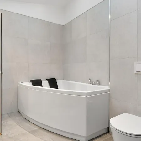 公寓 Architectural Gem At Nostet With Bathtub And Balcony *